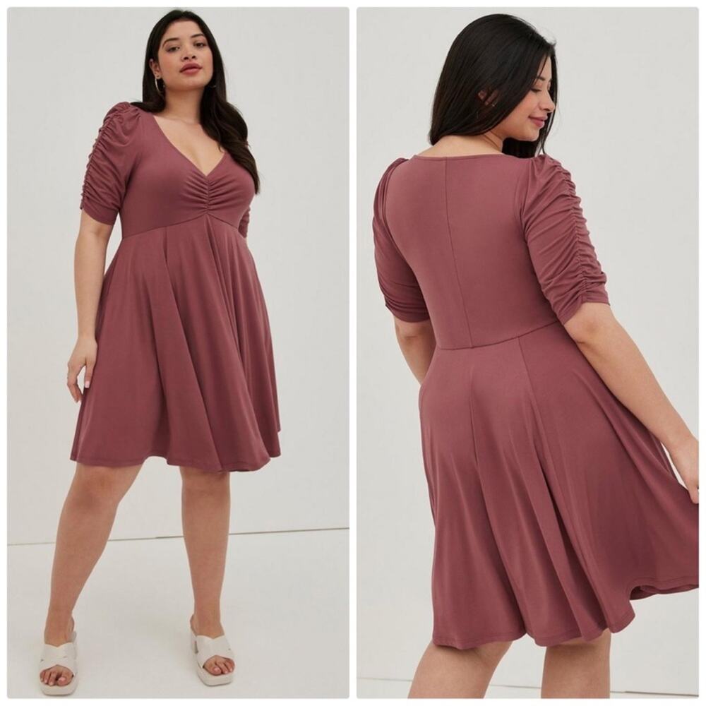 Torrid Women's Mini Studio Knit Cinch Front Skater Vneck Dress in Purple Size 4